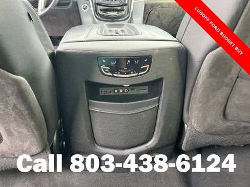 Used 2016 Cadillac Escalade Platinum AWD/4WD image 14