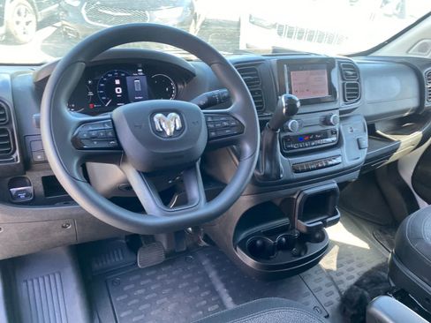 Used 2025 RAM ProMaster 2500 w/ U-Haul Equipment Group FWD image 14