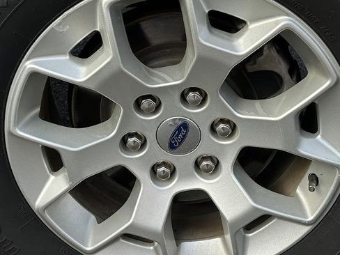 Used 2023 Ford F150 XLT image 32