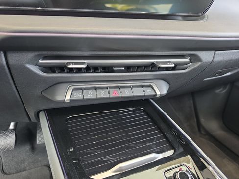 New 2026 Audi Q3 quattro 2.0T AWD/4WD image 28