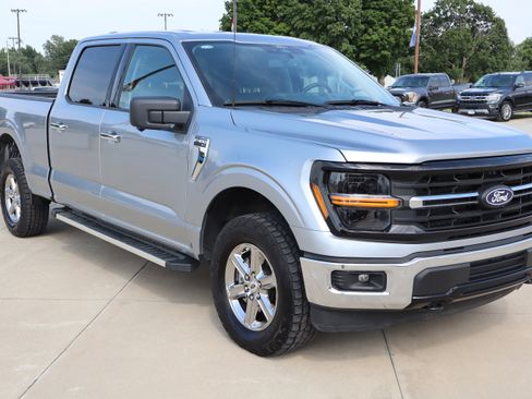 Used 2024 Ford F150 XLT w/ Tow/Haul Package image 4