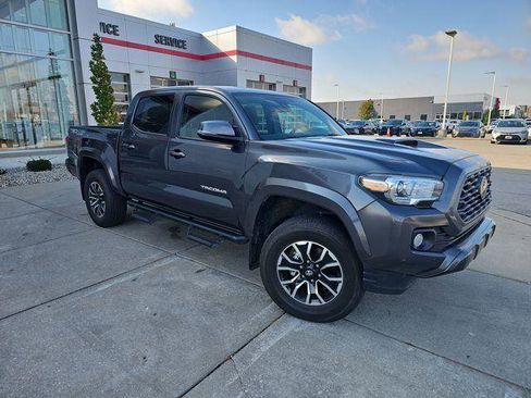 Certified 2023 Toyota Tacoma TRD Sport image 1