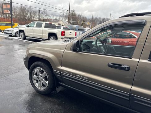 Used 2004 Jeep Grand Cherokee Laredo w/ Trailer Tow Prep Group image 4