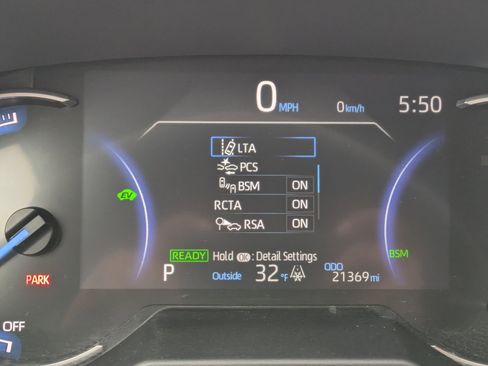 Used 2023 Toyota RAV4 SE w/ Convenience Package image 16