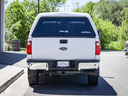 Used 2015 Ford F250 Lariat w/ Lariat Interior Package AWD/4WD image 4