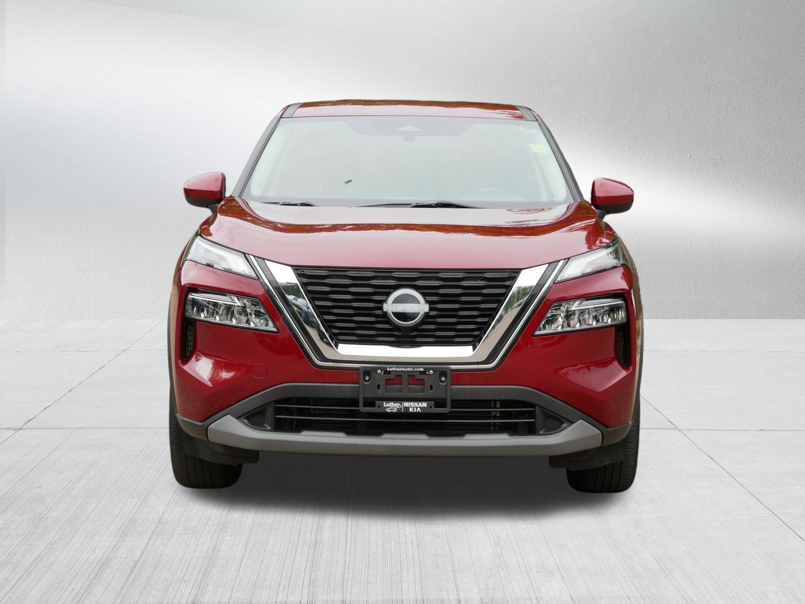Certified 2023 Nissan Rogue SV AWD/4WD image 2