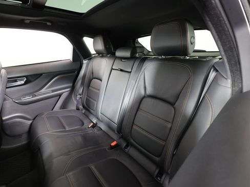 Used 2018 Jaguar F-PACE Prestige AWD/4WD image 15