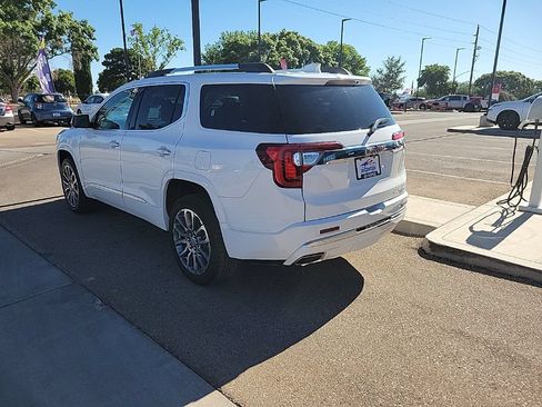 Used 2023 GMC Acadia Denali FWD image 5