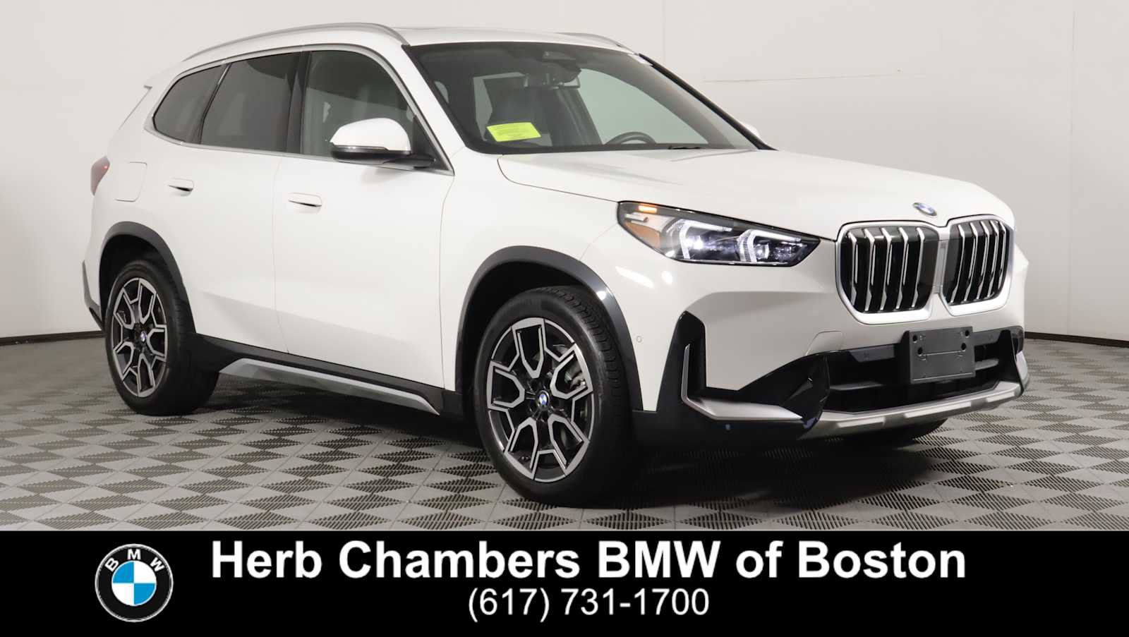 Used 2025 BMW X1 xDrive28i w/ Convenience Package AWD/4WD image 1