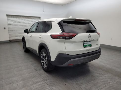 Used 2021 Nissan Rogue SV FWD image 5