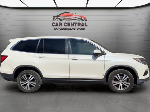 Used 2017 Honda Pilot EX image 6