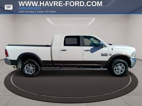 Used 2018 RAM 3500 Laramie w/ Convenience Group AWD/4WD image 4