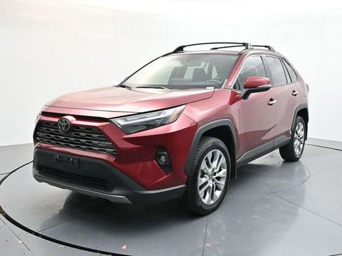 Used 2023 Toyota RAV4 Limited image 5