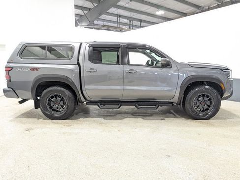 Used 2022 Nissan Frontier PRO-4X w/ Pro-4X Premium Package image 2