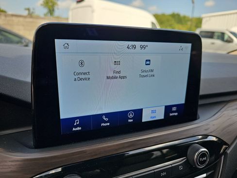 Used 2020 Ford Escape Titanium AWD/4WD image 25