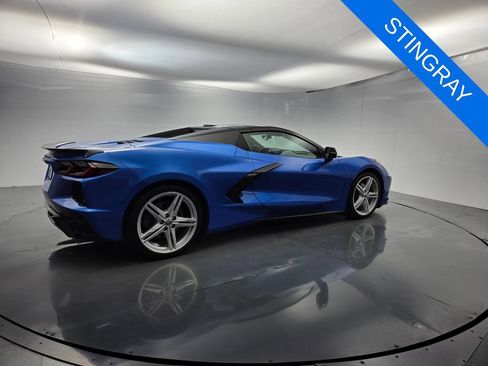 Used 2024 Chevrolet Corvette Stingray Preferred Conv w/ Stealth Interior Trim Package RWD image 17