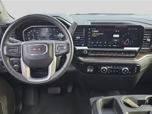 Used 2024 GMC Sierra 1500 Elevation w/ LPO, Elevation Black Package image 31