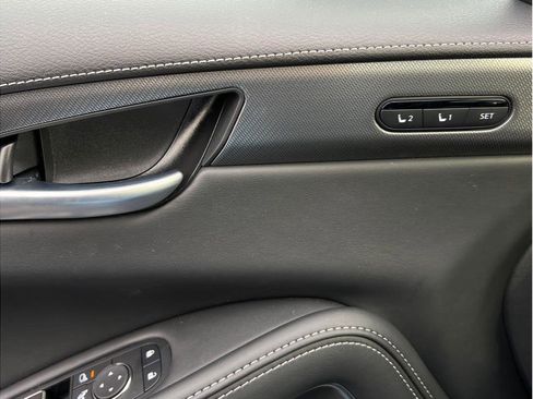 Used 2025 INFINITI QX60 Luxe w/ Black Edition image 20