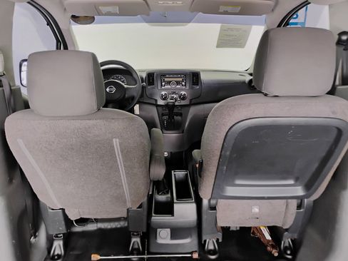 Used 2017 Nissan NV200 S image 18