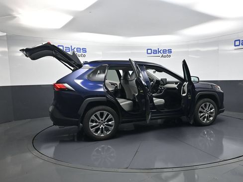 Used 2023 Toyota RAV4 XLE Premium AWD/4WD image 55