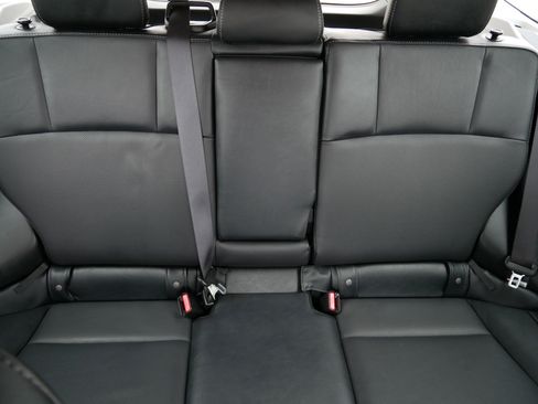 Used 2018 Subaru Forester 2.5i Limited AWD/4WD image 13