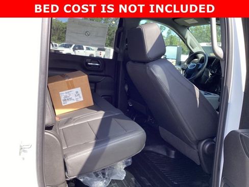 New 2025 GMC Sierra 3500 Pro w/ Convenience Package AWD/4WD image 15