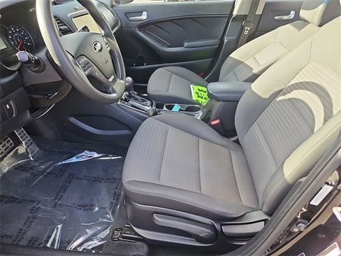 Used 2018 Kia Forte LX w/ LX Popular Package image 22