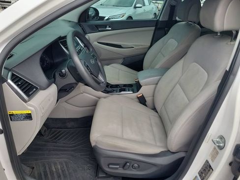 Used 2016 Hyundai Tucson SE w/ Option Group 02 FWD image 19