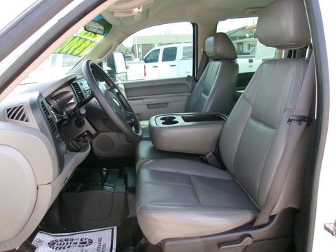 Used 2012 Chevrolet Silverado 2500 W/T image 15