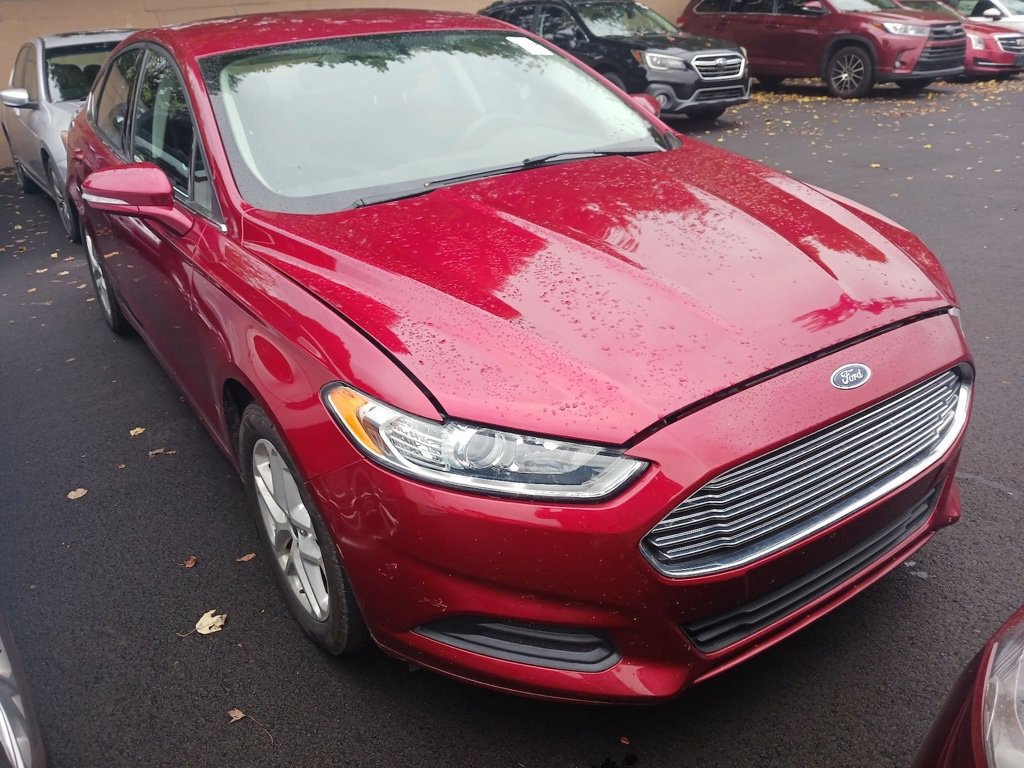 Used 2014 Ford Fusion SE FWD image 2