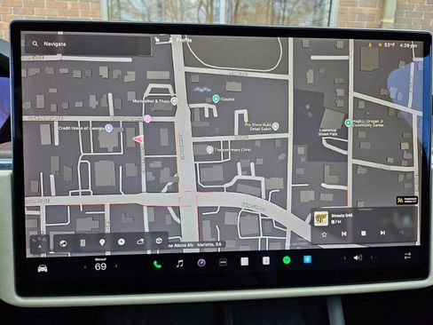 Used 2022 Tesla Model X image 29