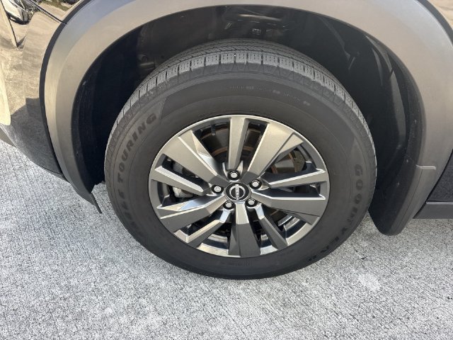 Used 2022 Nissan Pathfinder SV FWD image 10