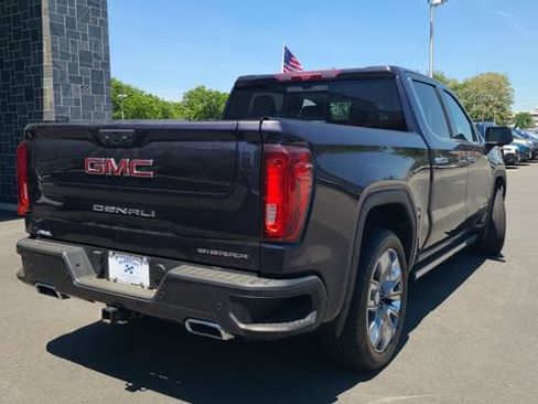 Certified 2023 GMC Sierra 1500 Denali w/ Denali Reserve Package AWD/4WD image 8