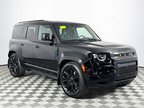 New 2026 Land Rover Defender 110 OCTA AWD/4WD image 3