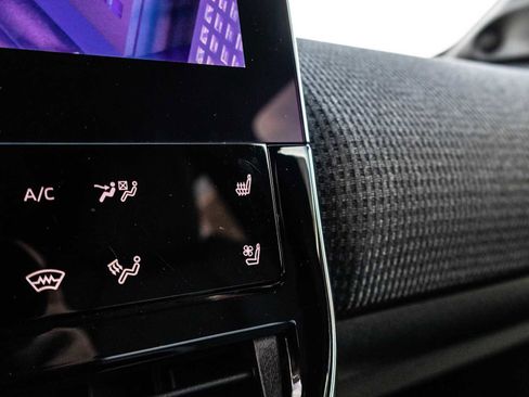 Certified 2023 Toyota bZ4X Limited image 40