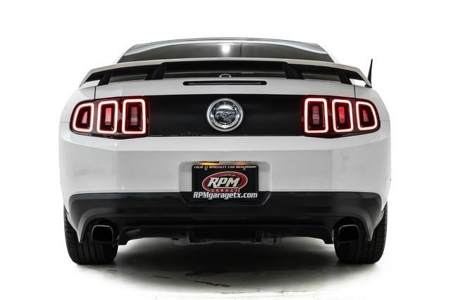 Used 2013 Ford Mustang GT Premium RWD image 3