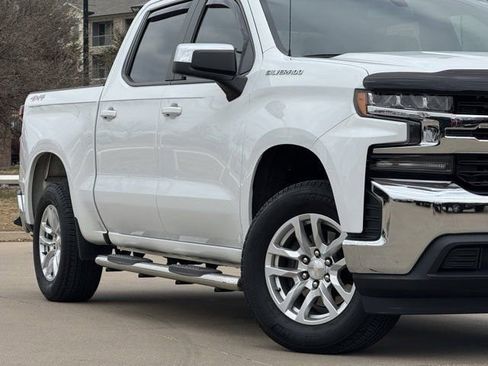 Certified 2022 Chevrolet Silverado 1500 LT image 3