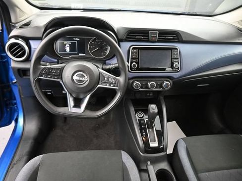 Used 2024 Nissan Versa SV FWD image 20