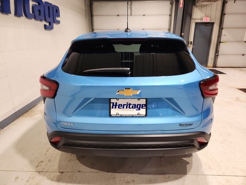 New 2026 Chevrolet Trax LS w/ LS Convenience Package FWD image 5