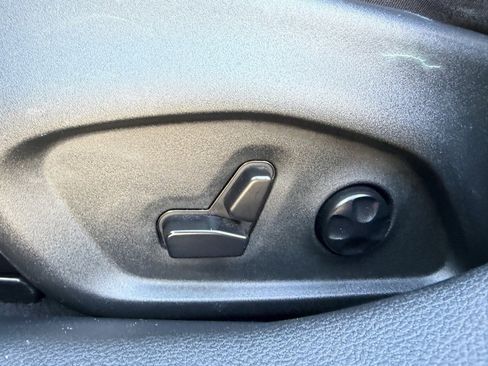 Used 2018 Jeep Compass Limited w/ Navigation Group image 15