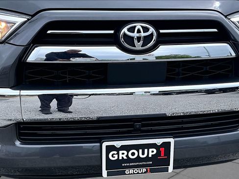 Used 2023 Toyota 4Runner Limited AWD/4WD image 30