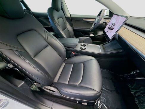 Used 2023 Tesla Model 3 RWD image 15