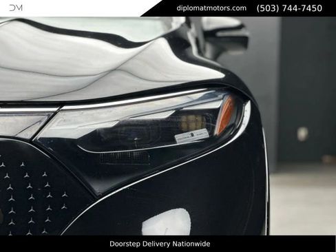 Used 2023 Mercedes-Benz EQS 580 4MATIC SUV image 13