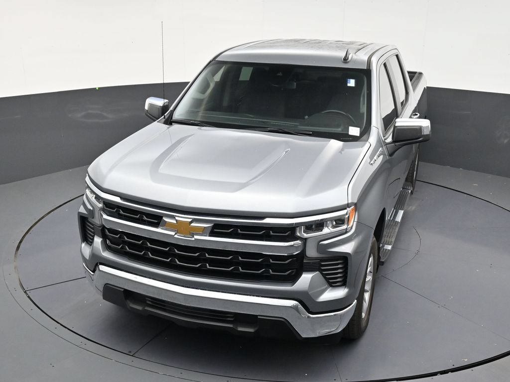 Used 2024 Chevrolet Silverado 1500 LT RWD image 16