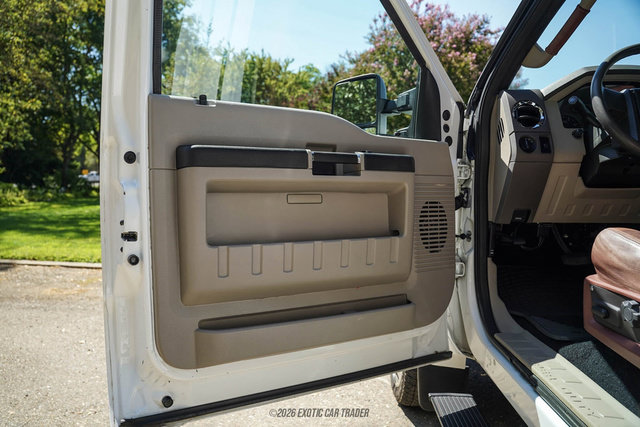 Used 2008 Ford F550 2WD Regular Cab Super Duty image 24