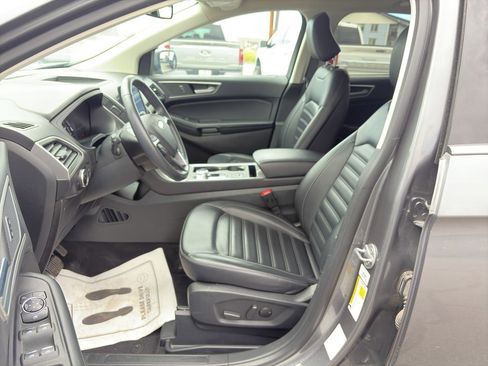 Used 2024 Ford Edge SEL image 17
