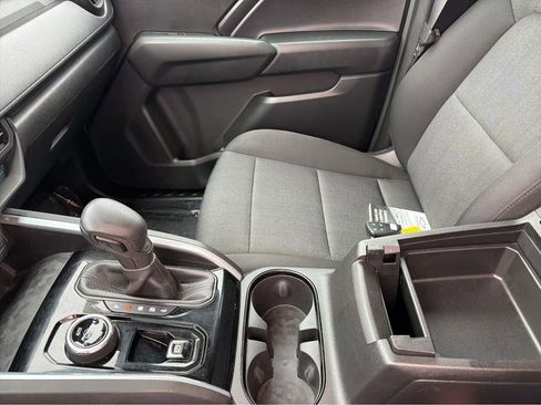Used 2023 Chevrolet Colorado Trail Boss w/ Technology Package AWD/4WD image 24