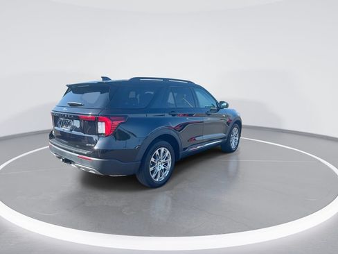 Used 2025 Ford Explorer Active w/ Active Comfort Package AWD/4WD image 8