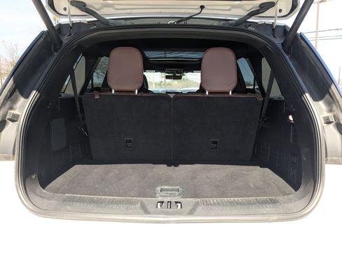 Used 2023 Lincoln Aviator Reserve w/ Equipment Group 201A image 23