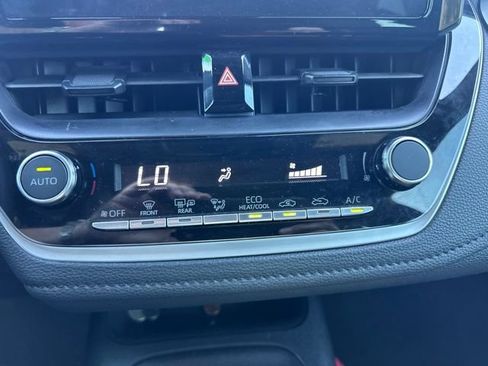 Used 2024 Toyota Corolla SE FWD image 14